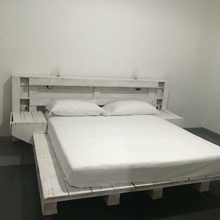 לצ'ה Ateneo Apartments Centro Storico מראה חיצוני תמונה